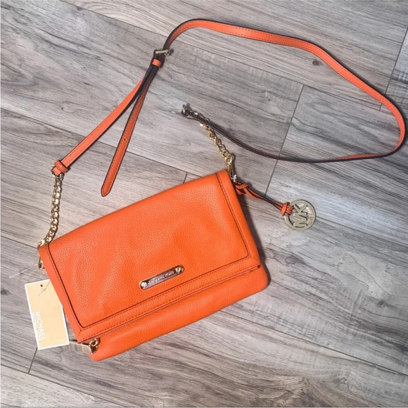 NWT Michael Kors Small Leather Crossbody Messenger - Mimosa - Picture 2 of 9